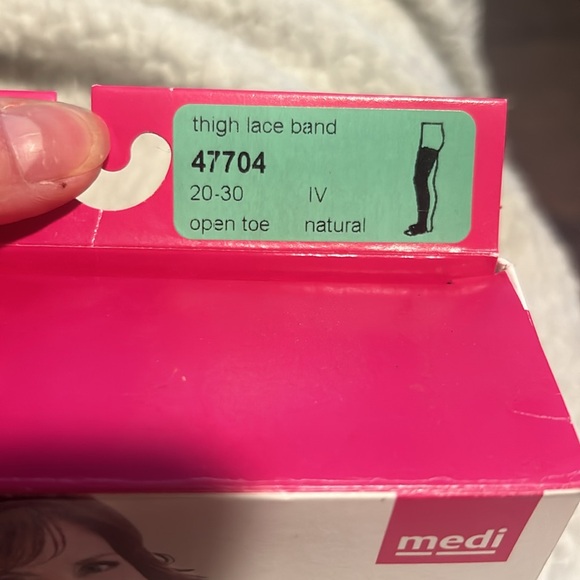 Mediven 47704 compression stocking Natural open toe 20-30mmHg IV thigh lace band - Picture 2 of 5